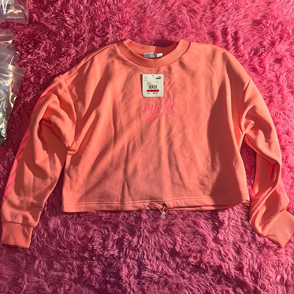 Woman PUMA crop shirt